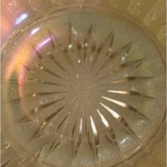 Vintage Carnival Glass Ribbed Candy Dish
Measures approx.: 5" x 2.5" - Picture 7 of 7